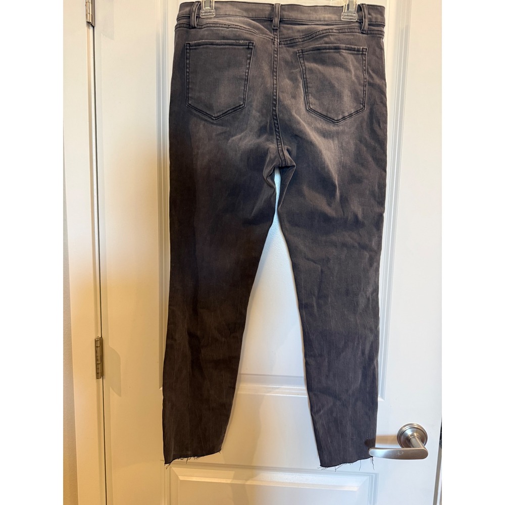 New York & Company SOHO Jeans Ankle Legging Faded Black Raw Hem Size 10 NWT - Picture 2 of 7